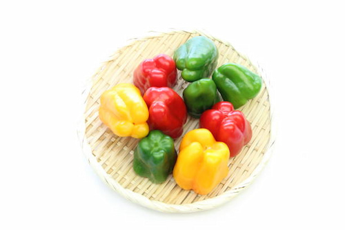 خرید و فروش فلفل دلمه ای خام